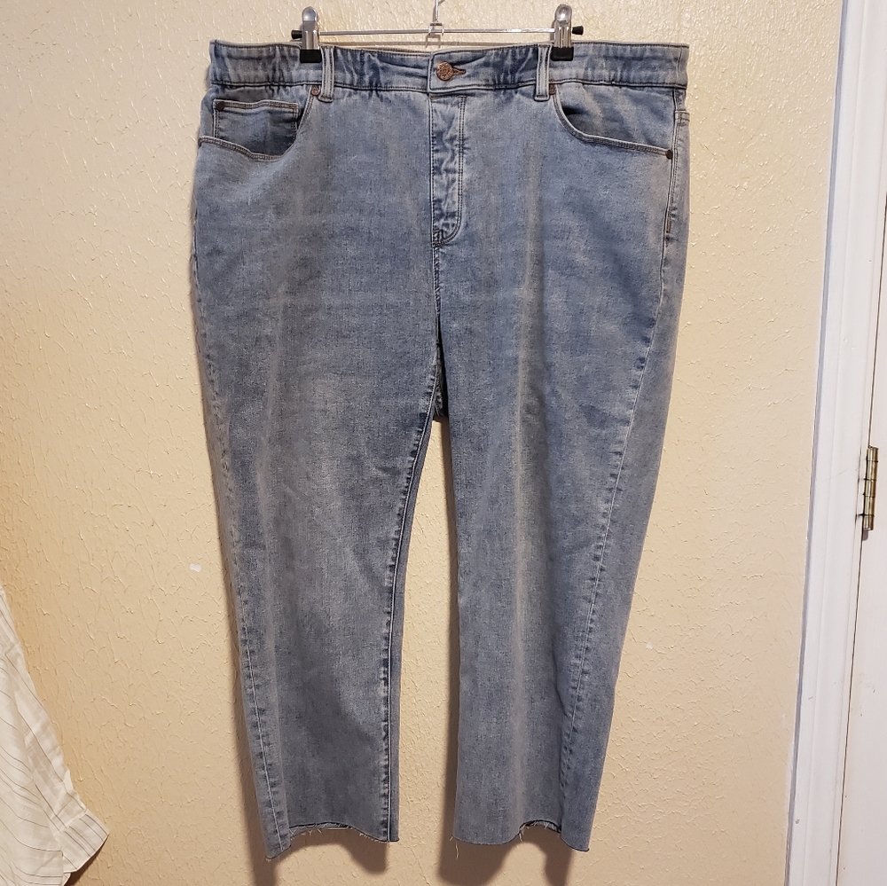 Soft‎ Surroundings Jean Cropped Raw Hem Size 1X